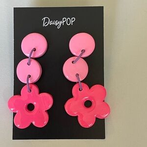 DaisyPOP Polymer Clay Flower Earrings - brand new & handmade